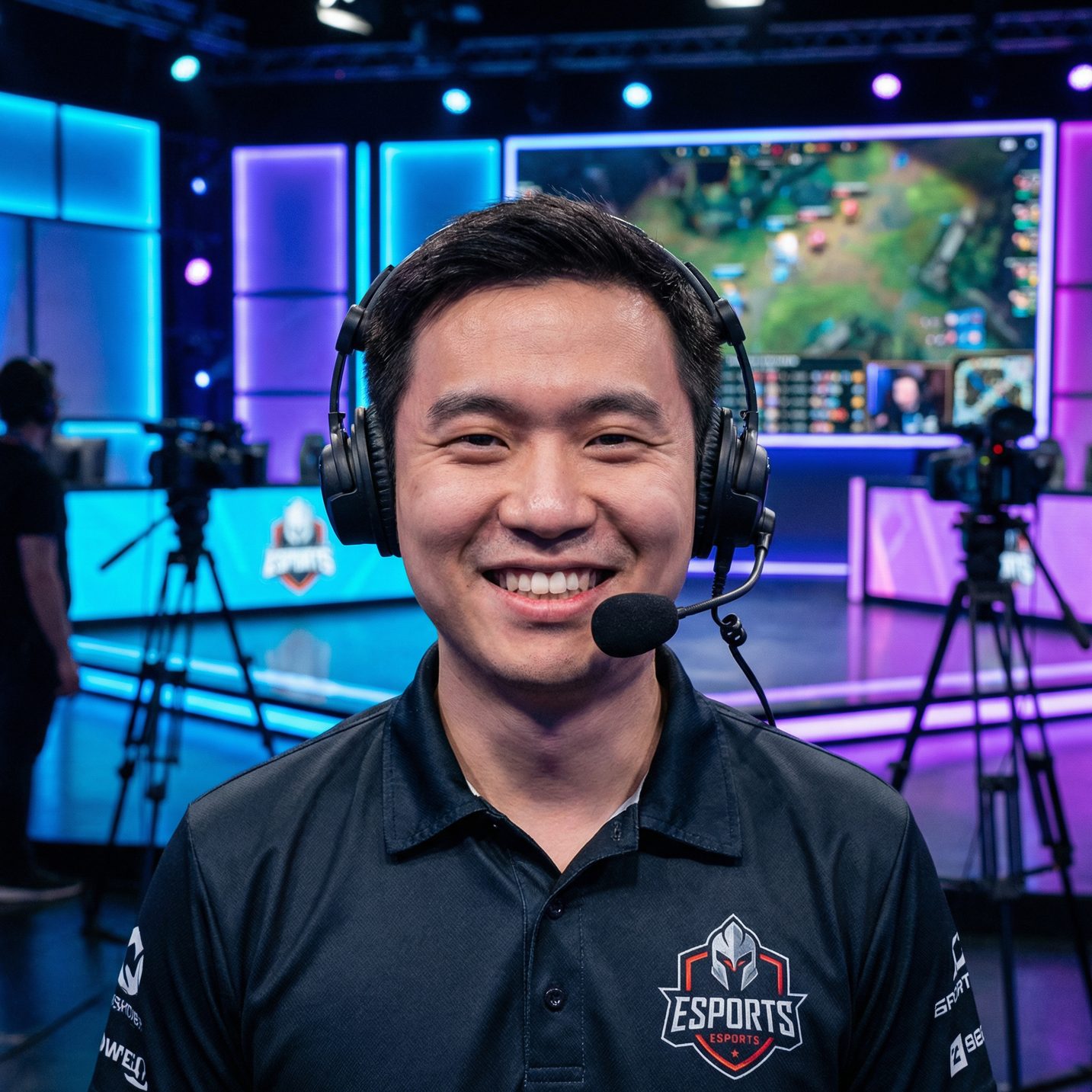 糖心vlog英雄联盟解说专家